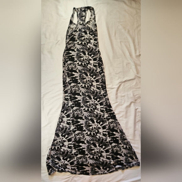 Monteau Los Angeles Dresses & Skirts - Monteau Los Angeles Womens Black & Gray Racerback Tank Maxi Dress Size Medium